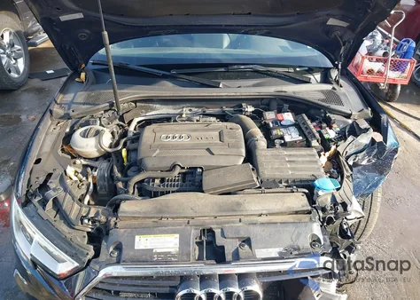 2017 Audi A3 2.0T Premium z USA, uszkodzony, nr VIN WAUY8LFF0H1030742